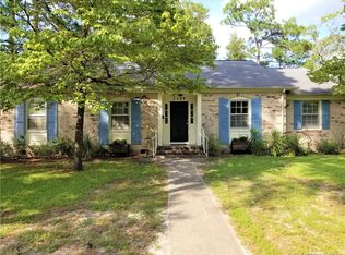 5426 Sandstone Dr, Fayetteville, NC 28311