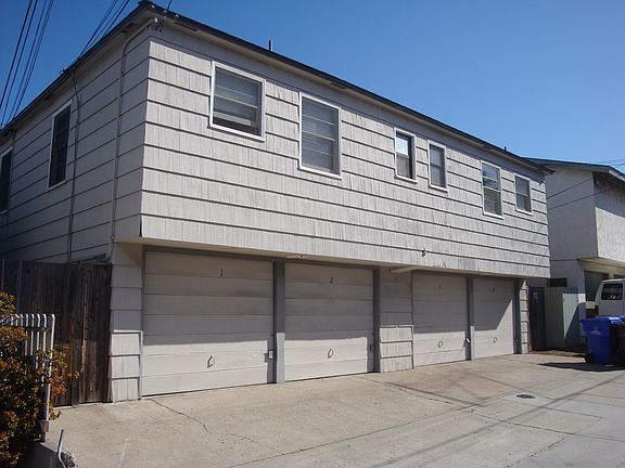 5th image of 4627 Lotus St