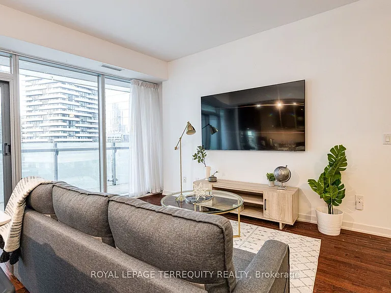 14 York St #1101 — Photo 3