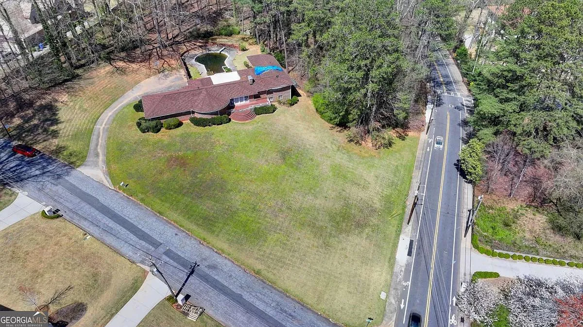 4276 Wieuca Rd NE photo 1