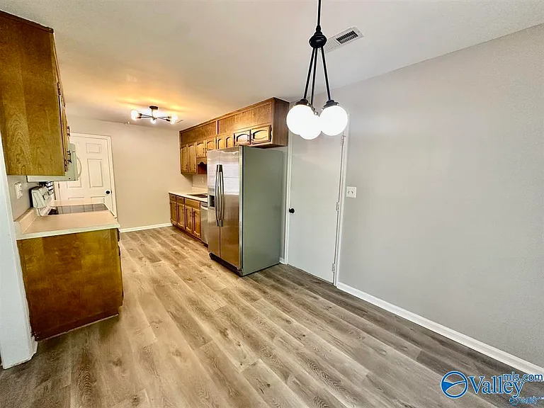 7520 Clubfield Dr SW — Photo 6