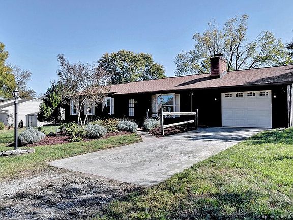 3rd image of 149 Nina Ln