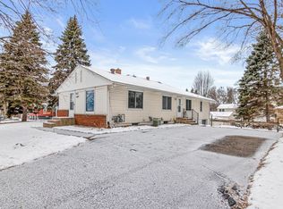 5045/5047 Sunnyside Rd, Saint Paul, MN 55112