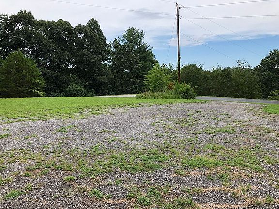 5th image of Crappie Hollow Ln