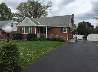 301 Rogers Rd, Norristown, PA 19403