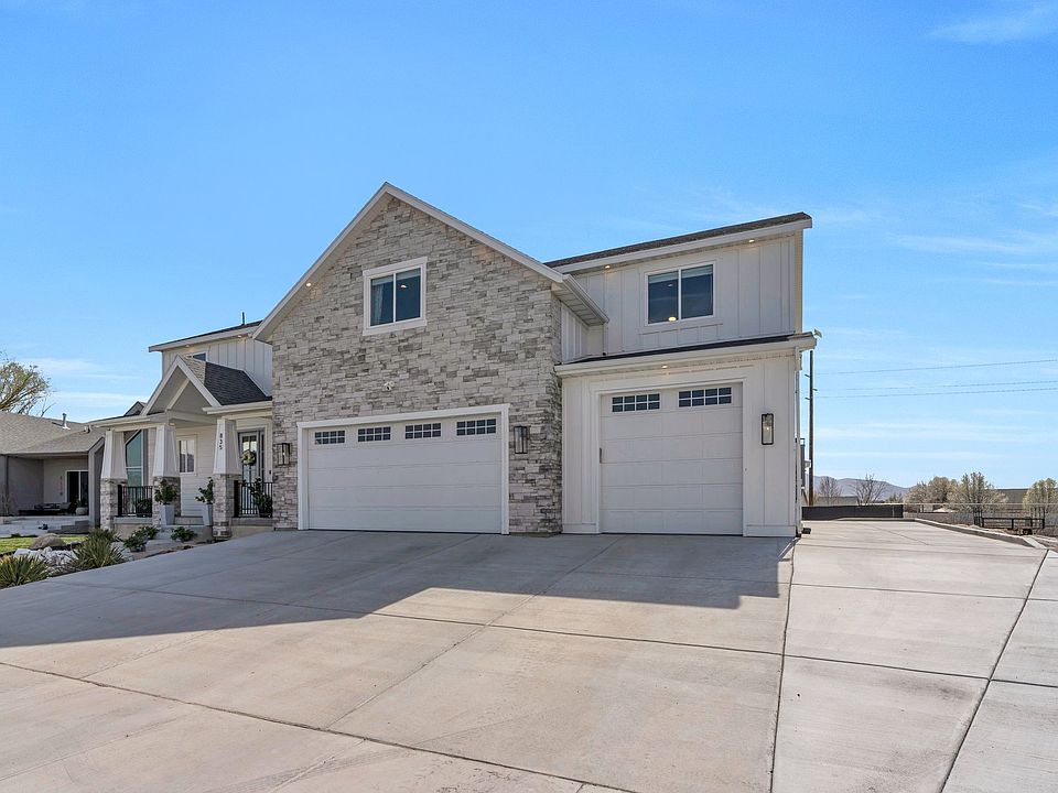 Garage and RV Parking