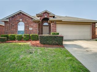 2816 Lonesome Dove Ln, Dallas, TX 75237