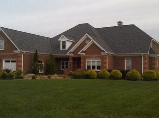8765 Coles Landing Dr, Gloucester, VA 23061