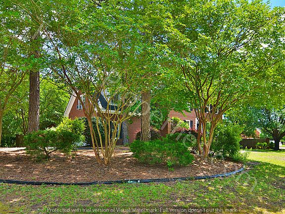 3rd image of 109 Silver Crest Dr