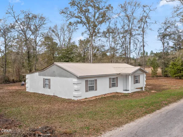 470 2nd St, Chipley, FL 32428