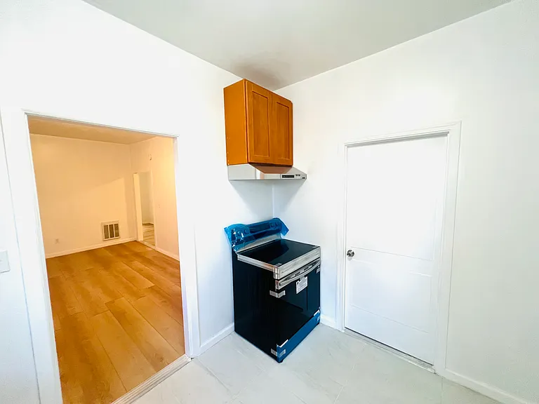 4714 International Blvd — Photo 7