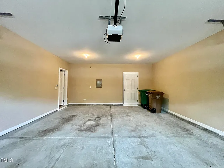 414 Weatherbrook Way — Photo 40