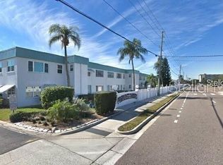 5356 81st St N APT 15, Saint Petersburg, FL 33709