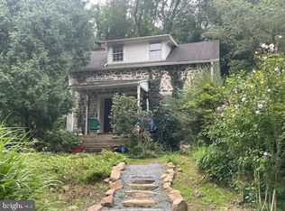 1586 Green Hills Rd, Birdsboro, PA 19508