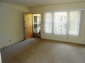1st image of 1515 E Broadway APT 15