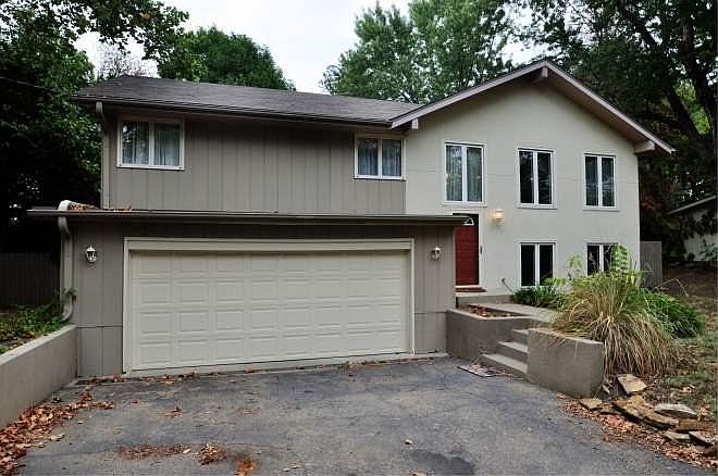 For Sale: 2318 SE 37Th ST, Topeka, KS 66605