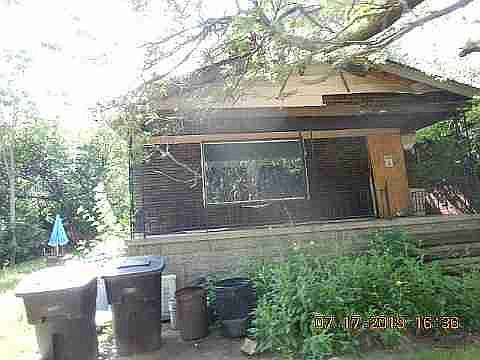 15591 La Salle Blvd