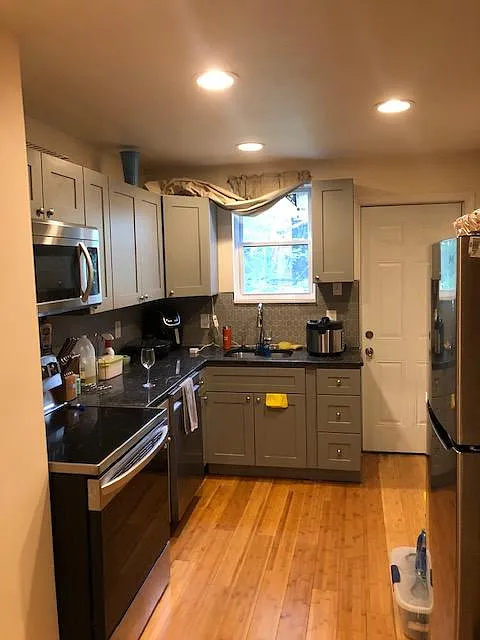 5131 Reno St photo 1