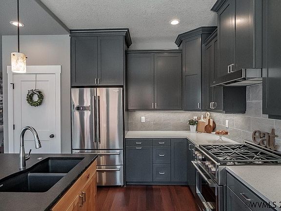 4th image of 381 Golden Eagle St NW