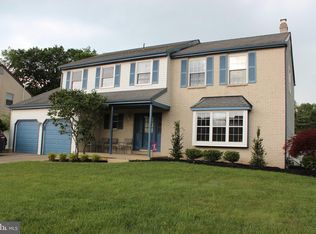 23 Stratford Ln, Mount Laurel, NJ 08054