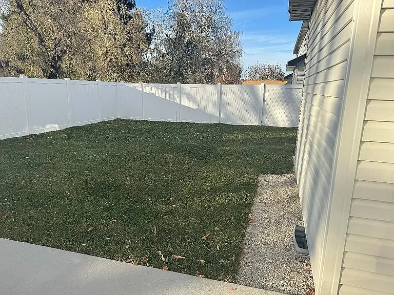 185 Woody Way — Photo 3