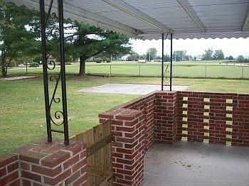 2nd image of 6821 Glenn Dr