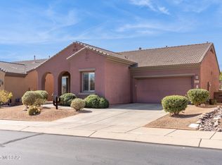 2067 W Demetrie Canyon Dr, Green Valley, AZ 85622