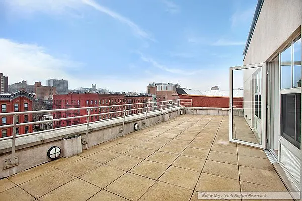Sold by Bond New York | media 13