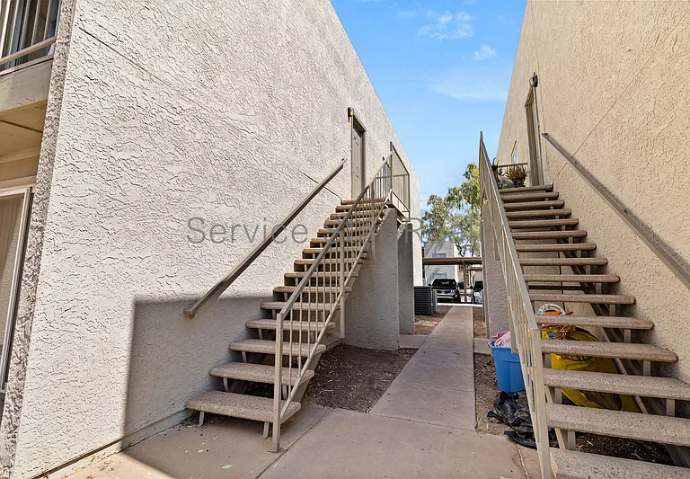 2807 E Le Marche Ave #203 — Photo 15
