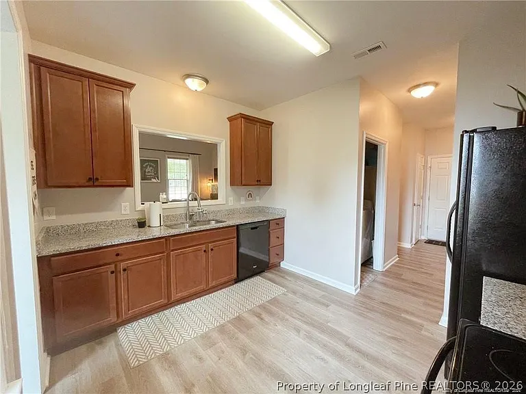 239 Apache Trl — Photo 10