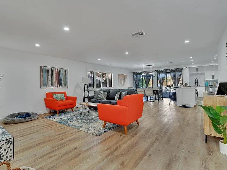 53450 Avenida Alvarado — Photo 5