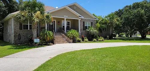 1056 Circle Ln Photo 1