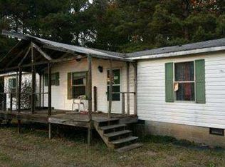 633 Rising Star Rd, Senoia, GA 30276