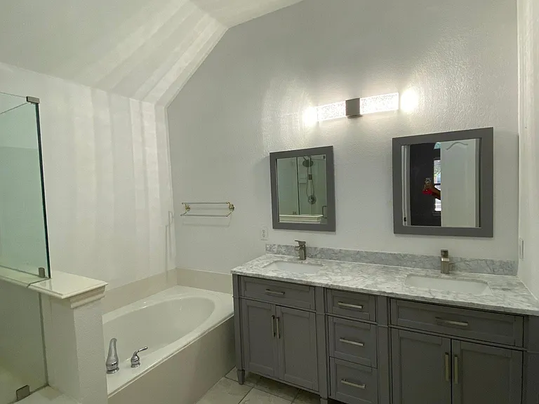 1720 Hackberry Branch Dr — Photo 6