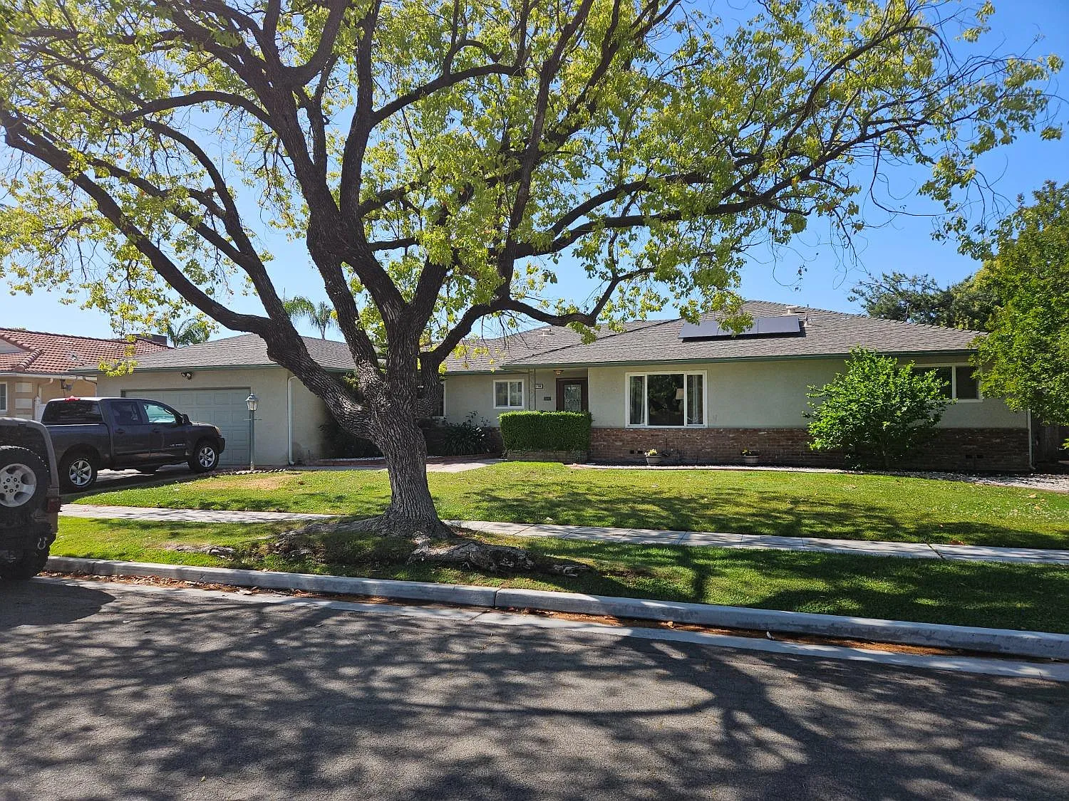 1703 E Sample Ave photo 1