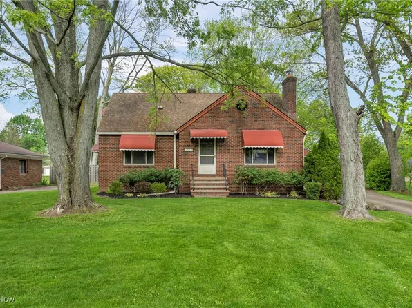 3475 Clague Rd, North Olmsted, OH 44070
