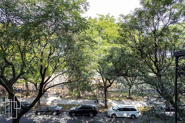 Sold by Garfield Realty  | media 39