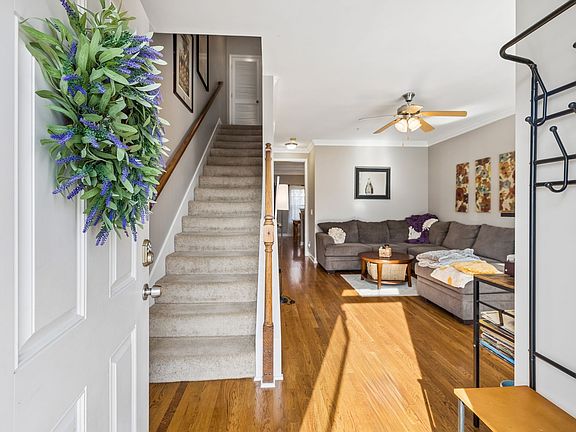 2nd image of 3027 Newport Valley Cir #J2