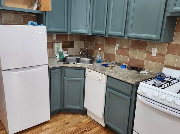 2461 Fredrick Douglas Boulevard image 1 of 8