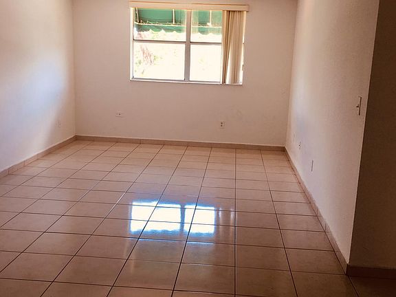 5th image of 606 W 81st St #1-309