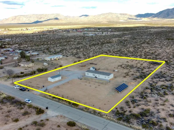 7050 Macarthur Rd, Las Cruces, NM 88012