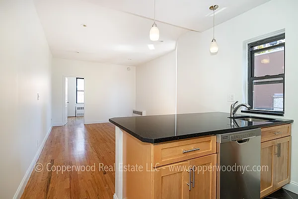 Rented by Copperwood Real Estate | media 16