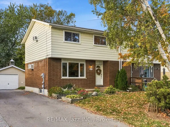 431 Bay St NW, Scugog, ON L9L 1M7