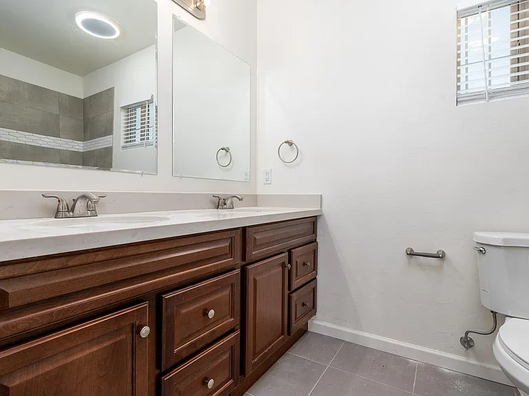 1119 E Fort Lowell Rd — Photo 19