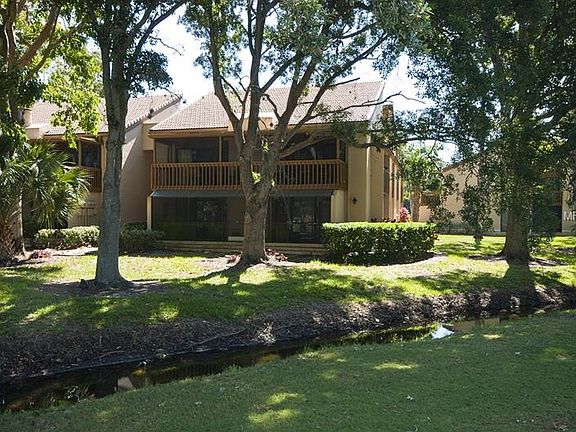 2nd image of 3057 Willow Green Dr #3