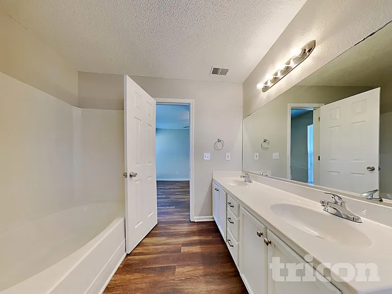 2 Beagle Ct — Photo 10