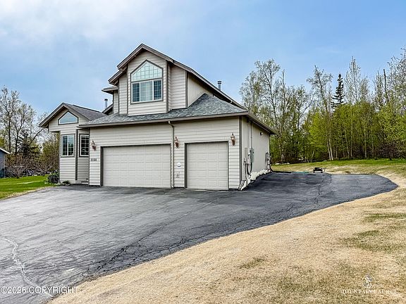 3rd image of 2160 N Verde Dr