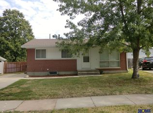 1140 N 55th St, Lincoln, NE 68504