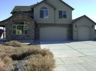 2464 S Honeysuckle Dr, Saratoga Springs, UT 84045