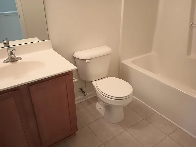 421 Madison Ave — Photo 22